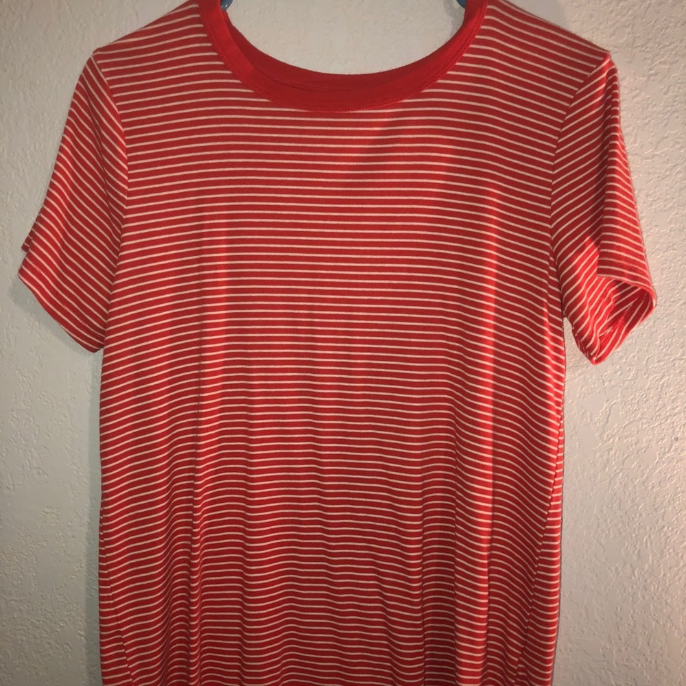 red striped t-shirt